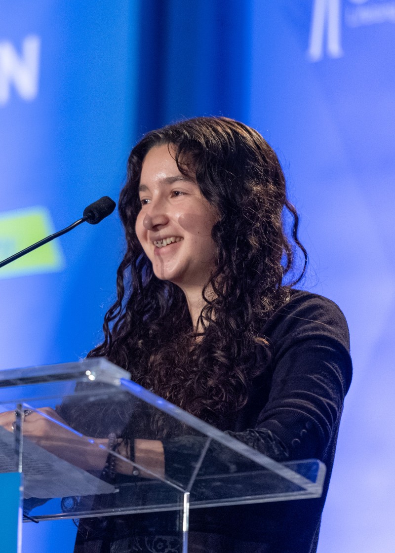 LA Dayanara Chavez LA Dayanara Chavez