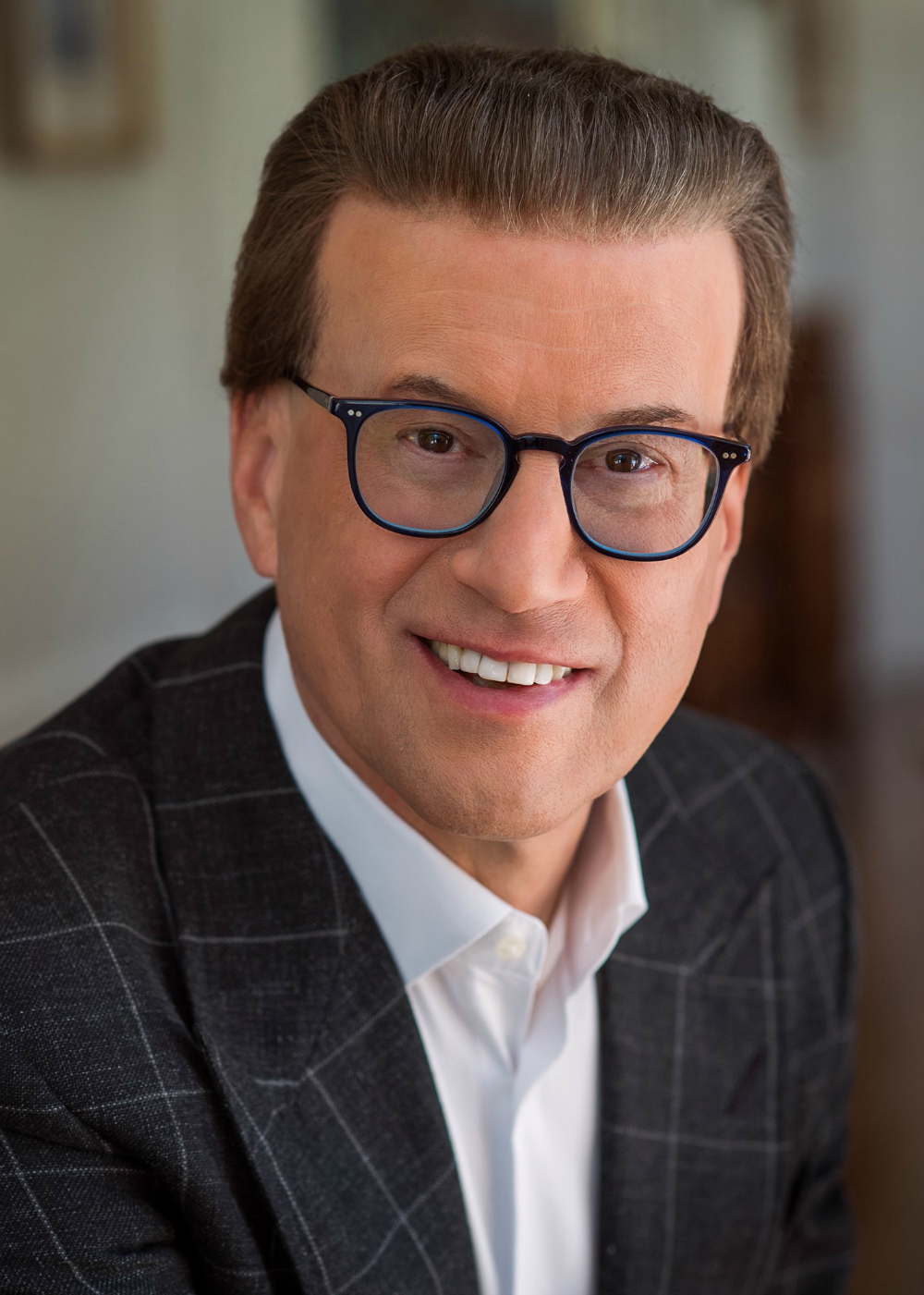 Lowell Milken headshot 2017 1000w